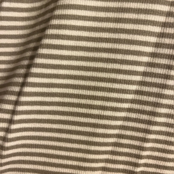 Lululemon, Hold Tight Short-Sleeve Shirt, Size 6, Sheer Oak - Picture 9 of 9